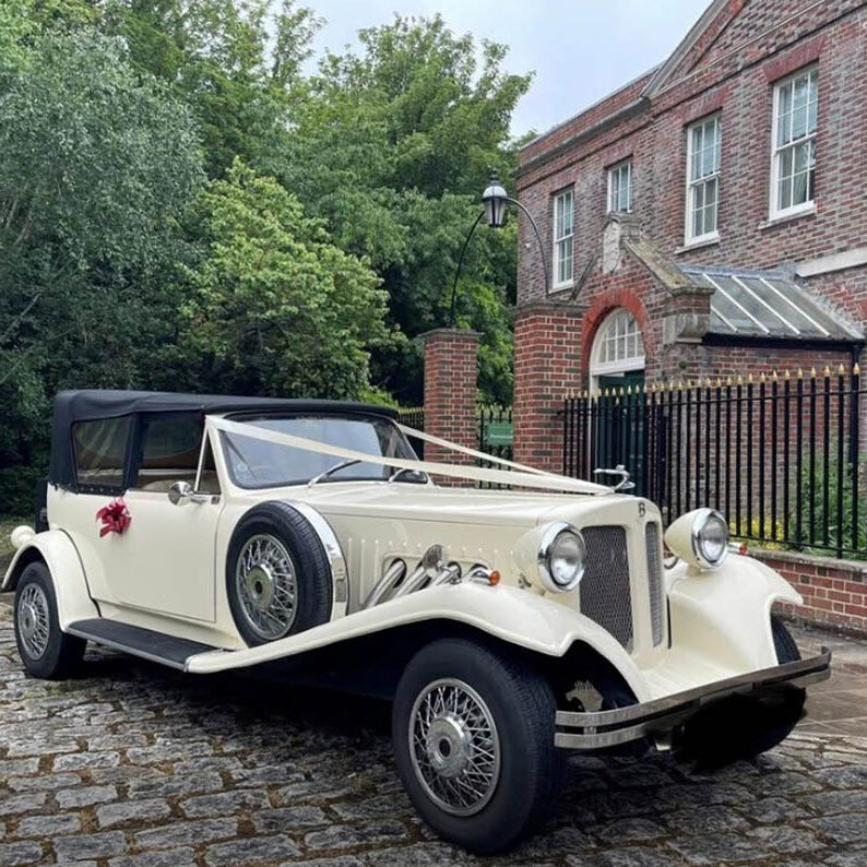 Beauford Convertible